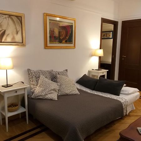 Lilium House Apts Рим Экстерьер фото