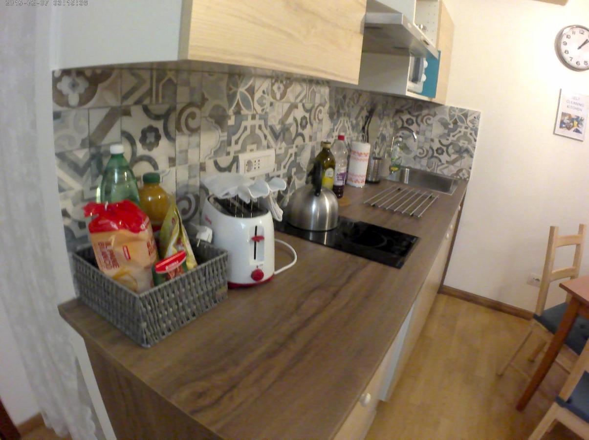 Lilium House Apts Рим Экстерьер фото