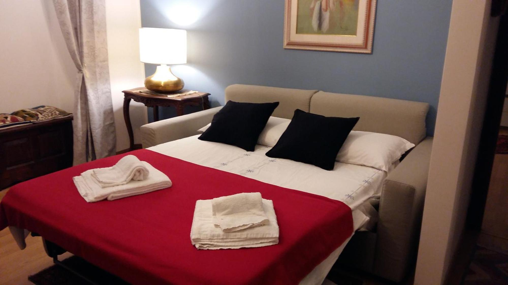 Lilium House Apts Рим Экстерьер фото