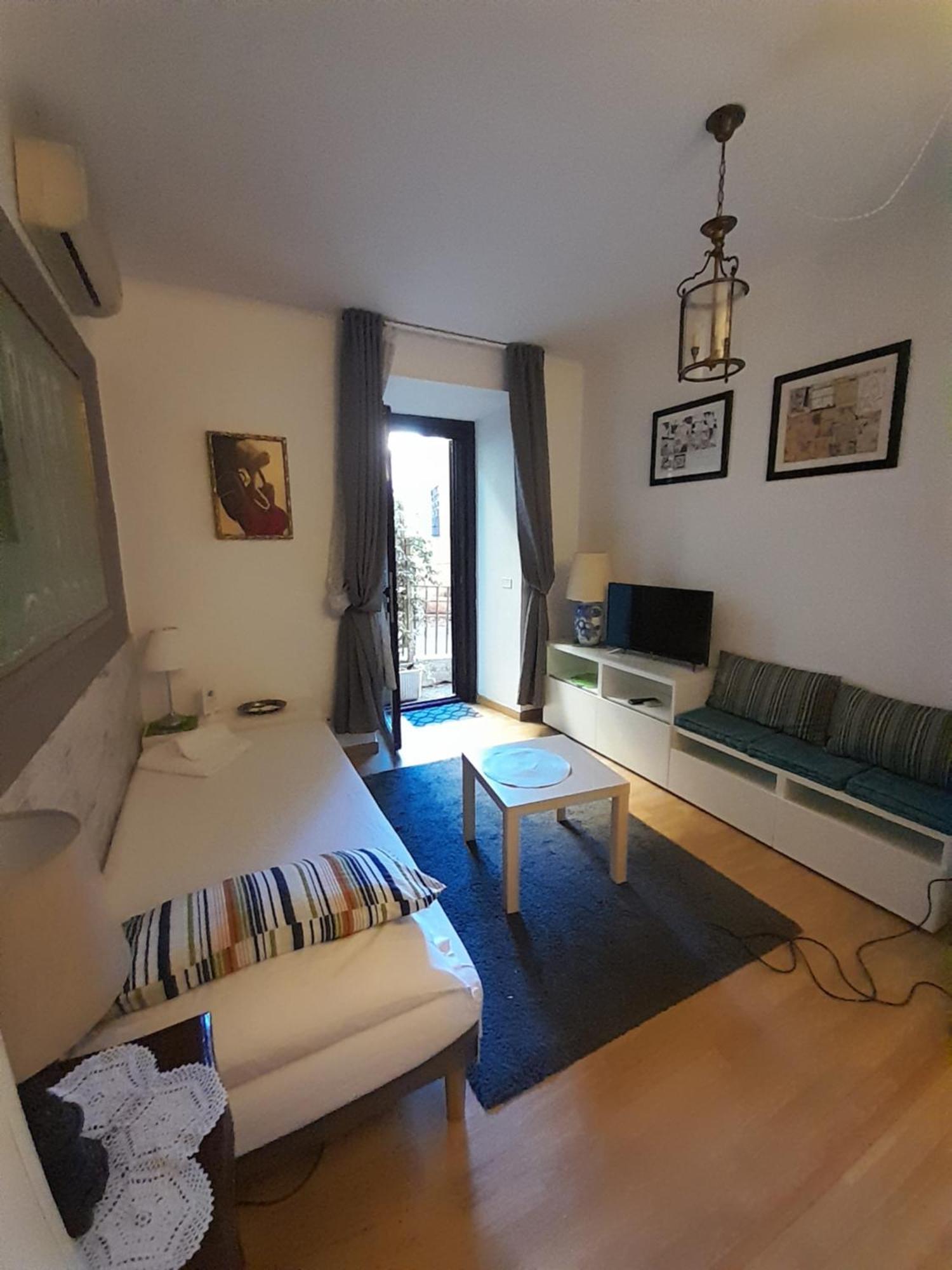 Lilium House Apts Рим Экстерьер фото